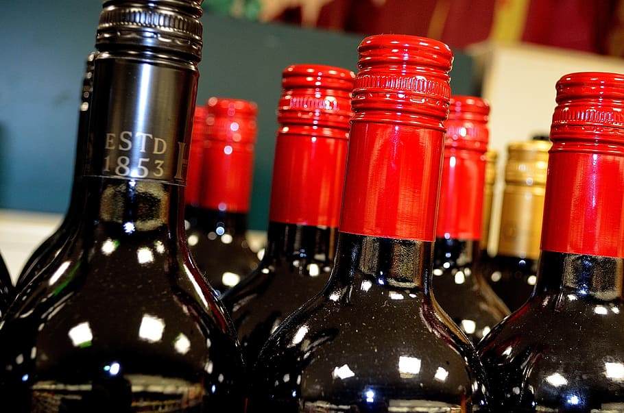 close-up photography of wine bottles, Beverage, Background HD wallpaper