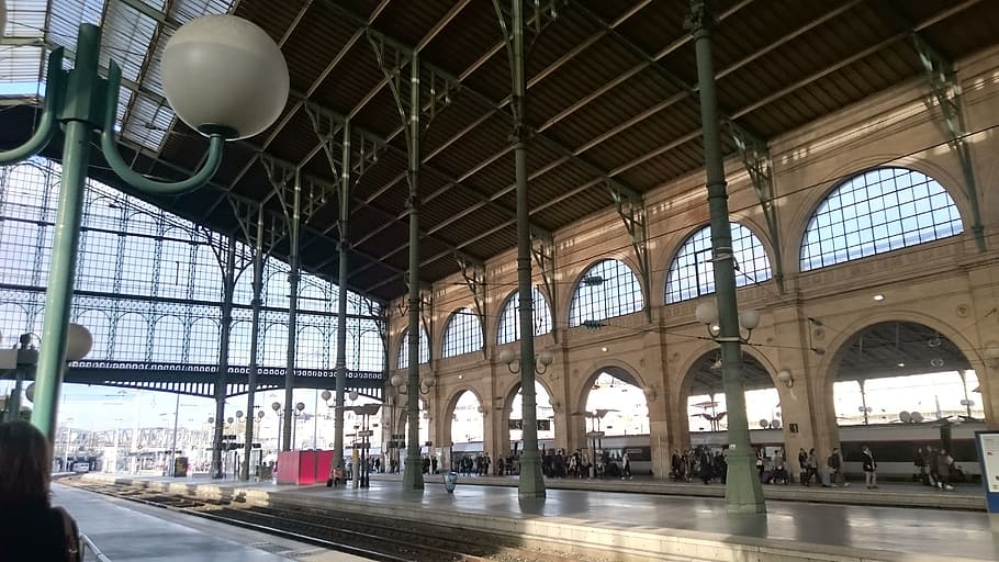 Station, Train, Canopy, indoors, window, architecture, day HD wallpaper