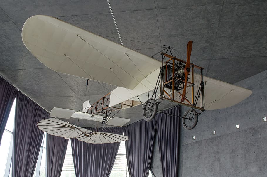 Museum, Plane, Grey, Room, hall, ceiling, fly, aviation, screw HD wallpaper