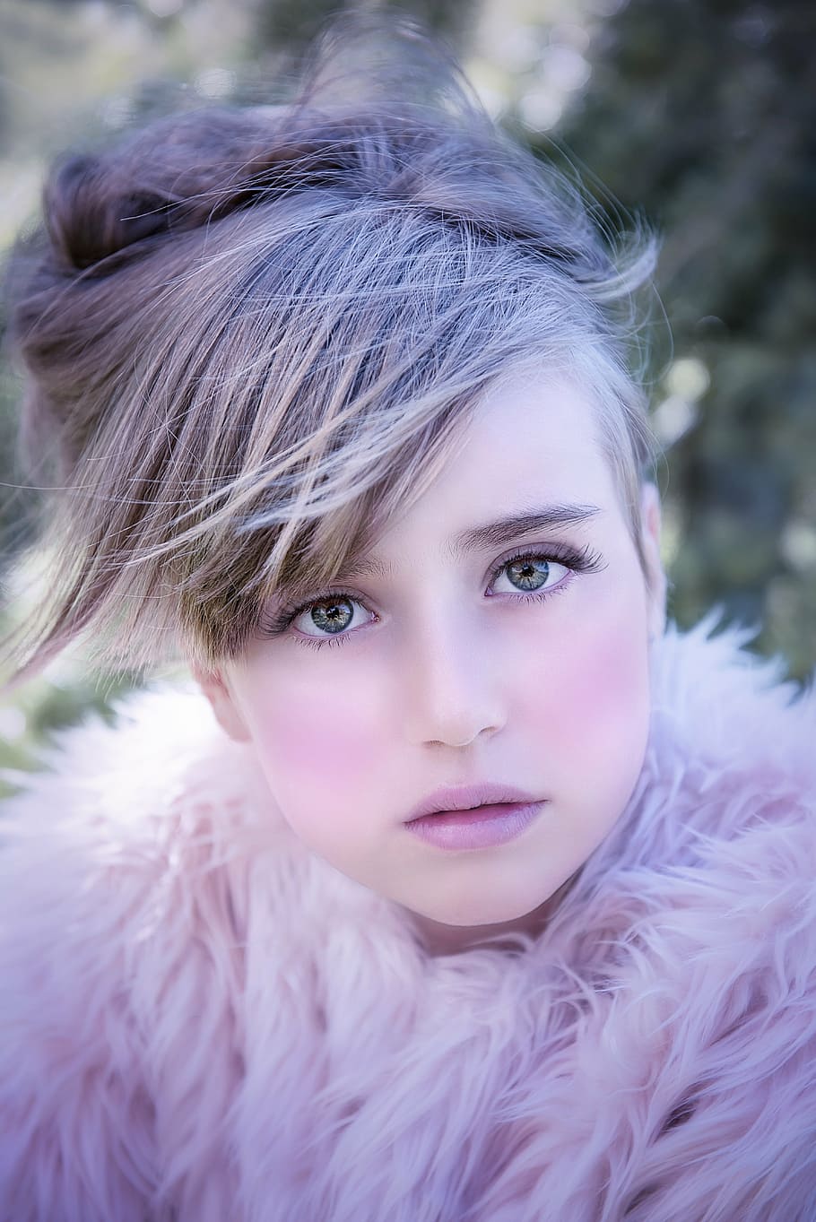 woman wearing pink fur top, person, human, female, face, eyes HD wallpaper