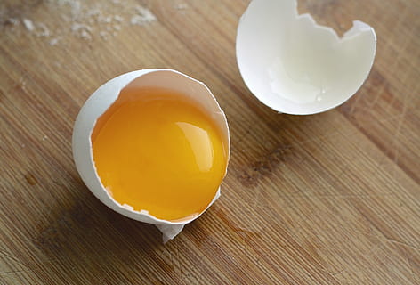 photo of cracked egg, ingredient, cooking, kitchen, recipe HD wallpaper