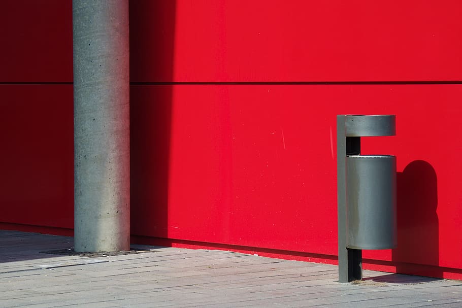 Wall, Shadow, Building, Facade, red, recycle bin, pillar, modern HD wallpaper
