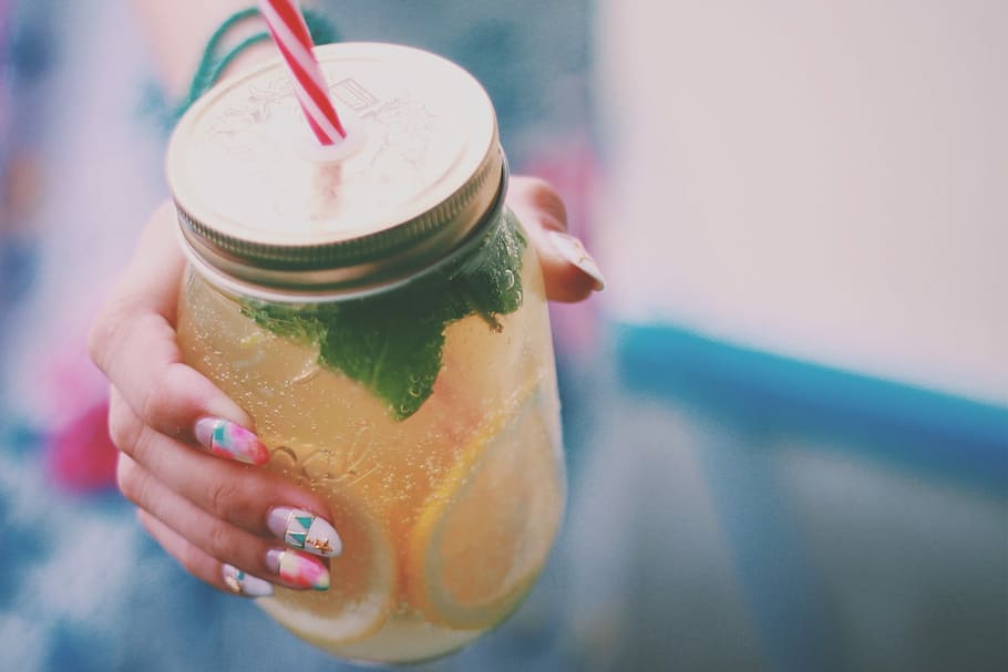 person holding glass jar with lid and straw, drink, human Hand HD wallpaper