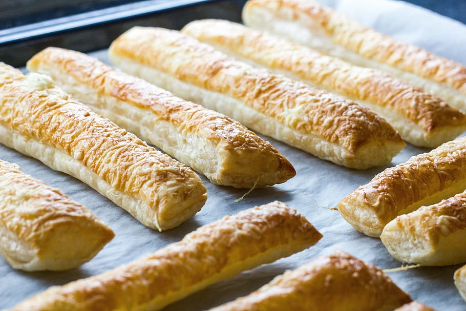 cheesy, party, baking, snacks, kitchen, puff pastry, food and drink HD wallpaper