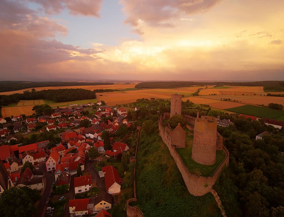 aerial photo of castle under cloudy sky, coins burg, münzenberg, HD wallpaper