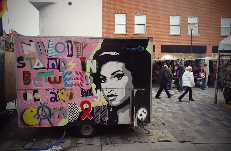 pink and black enclosed trailer, amywinehouse, graffiti, urban