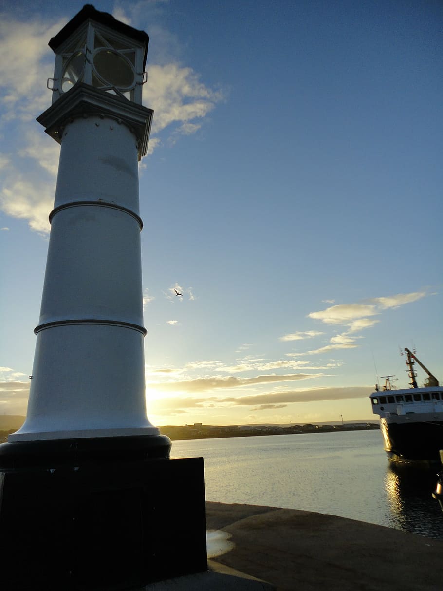 kirkwall, port, lighthouse, sunset, sky, harbour entrance, sea HD wallpaper