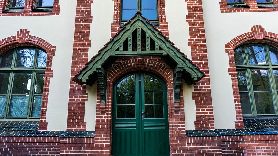 facade, masonry, window, canopy, input, door, old, wood, building HD wallpaper