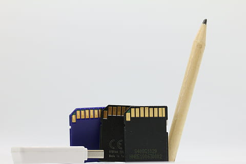 three micro-SD card adapters, memory card, stick, usb, media HD wallpaper
