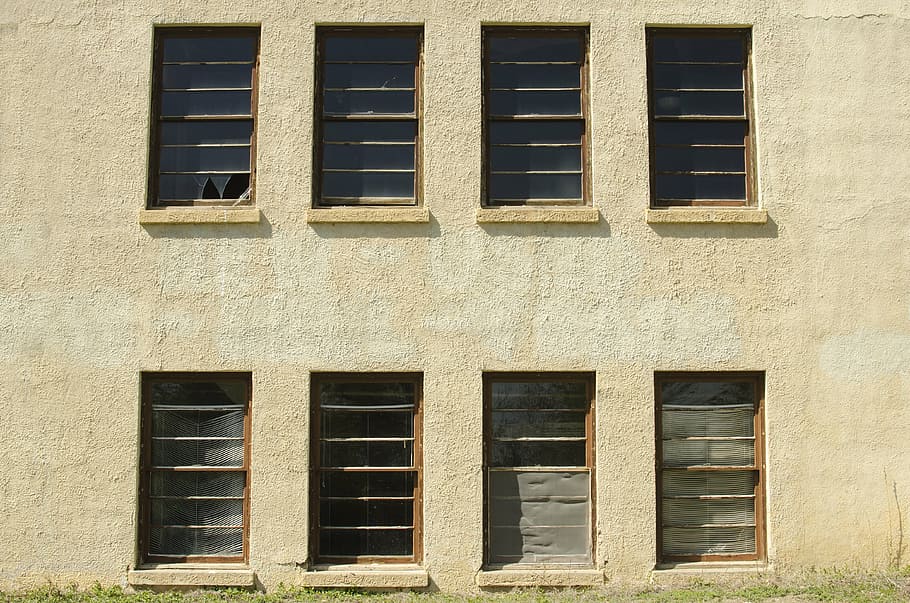 old building, abandoned, window, broken windows, multiple windows, HD wallpaper