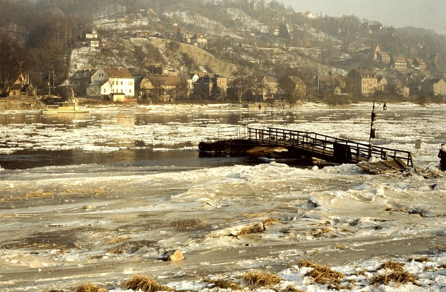 elbe, drift ice, winter, river, frozen, ice floes, plaice, built structure HD wallpaper