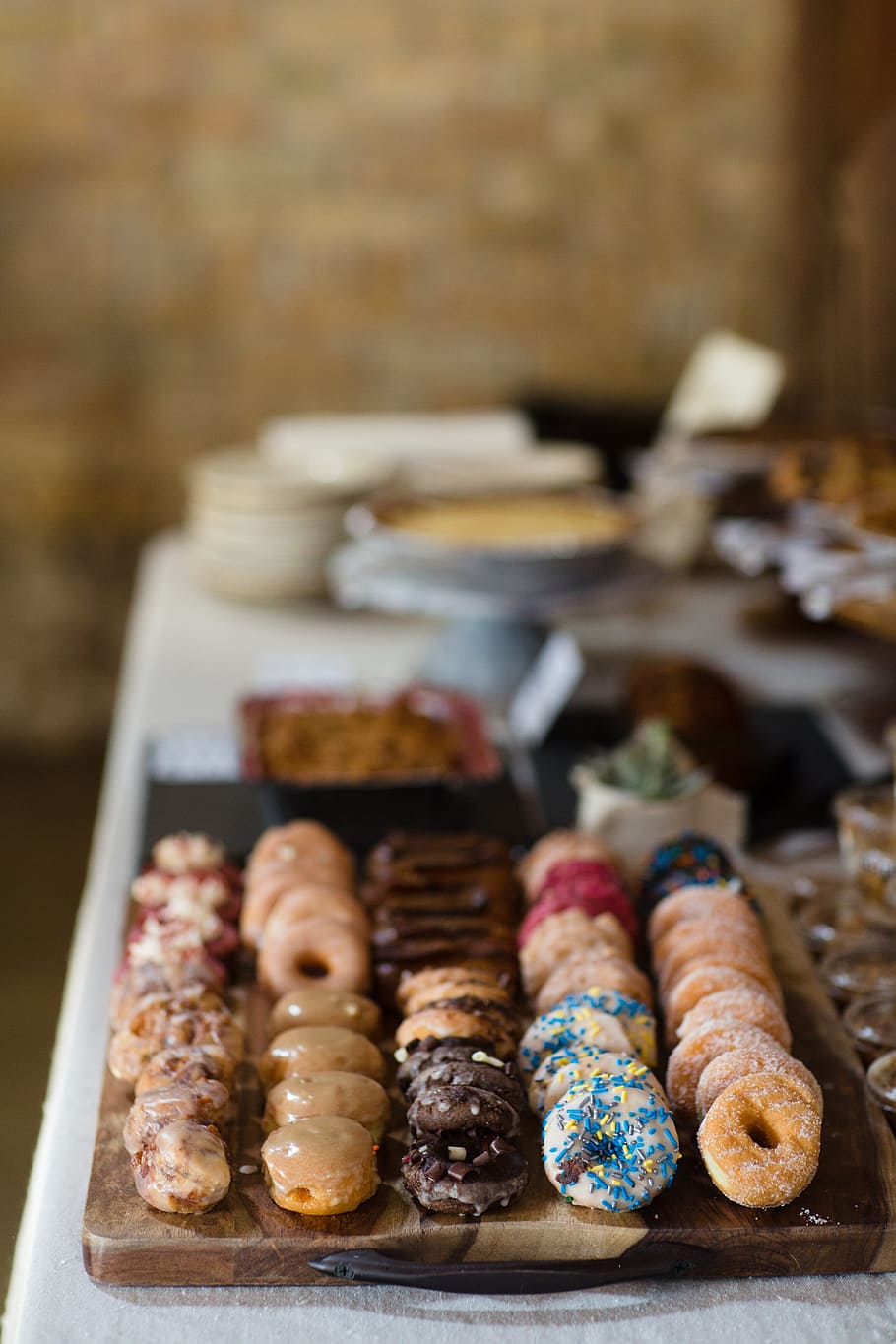mini doughnuts, desserts, brunch, food and drink, large group of objects HD wallpaper
