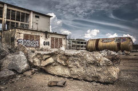 white concrete building in front of rocks, hdr, destroyed area HD wallpaper