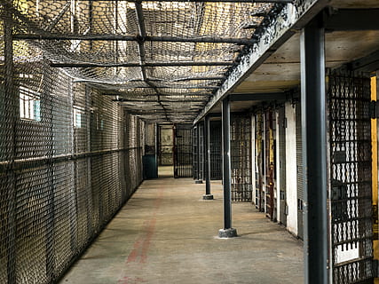 gray jail hallway, prison, cell, slammer, prison cell, prison wing HD wallpaper