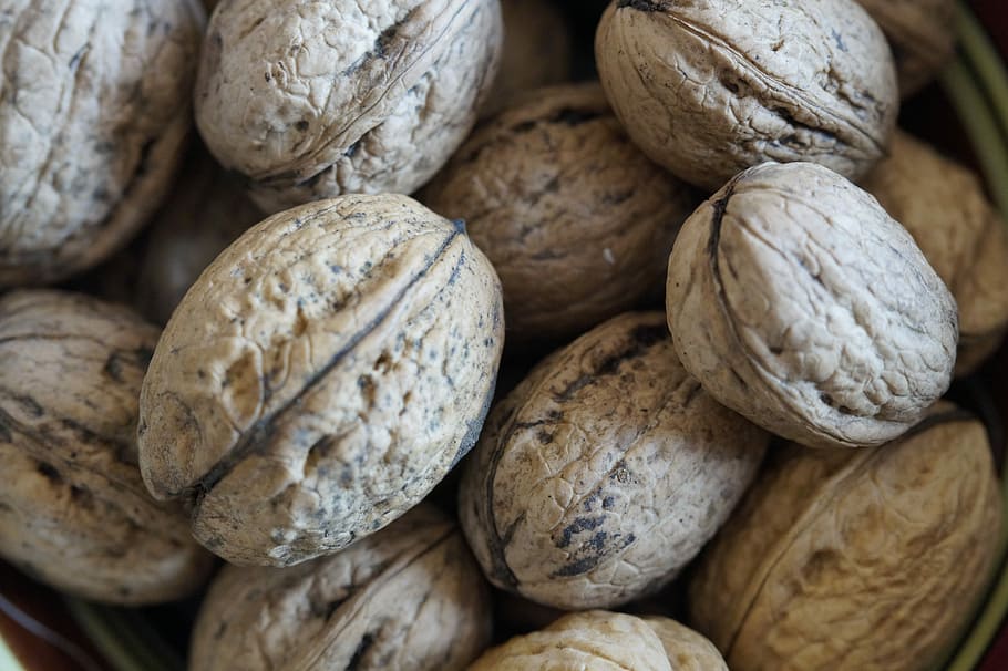 Nuts, Walnuts, Healthy, food, brown, fruit bowl, nutrition HD wallpaper