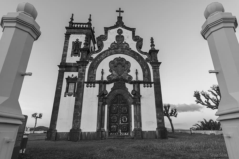 church, array, azores, portugal, monochrome, religion, architecture HD wallpaper