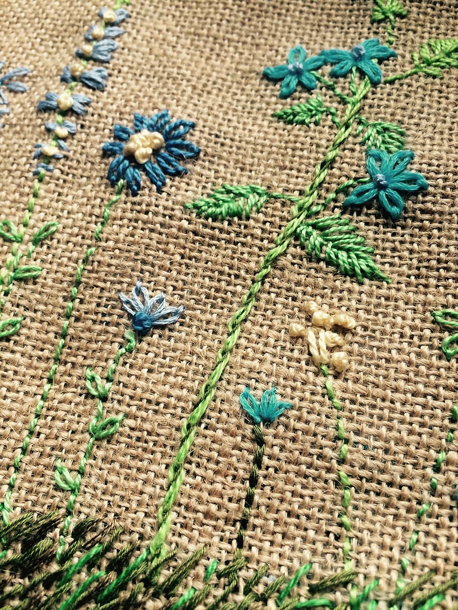 brown, green, and blue floral burlap textile, cloth, embroidery, HD wallpaper
