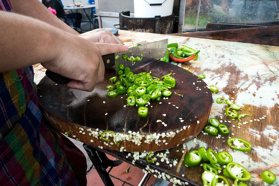 Chopping green hot pepper, cooking, hands, outside, process, vegetables HD wallpaper