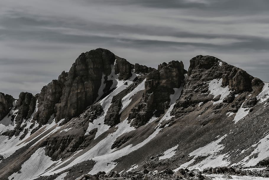 landscape photo of a mountain, brown mountain covered with snow HD wallpaper