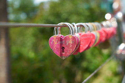 selective focus photography of heart-shaped red padlock, I love you HD wallpaper