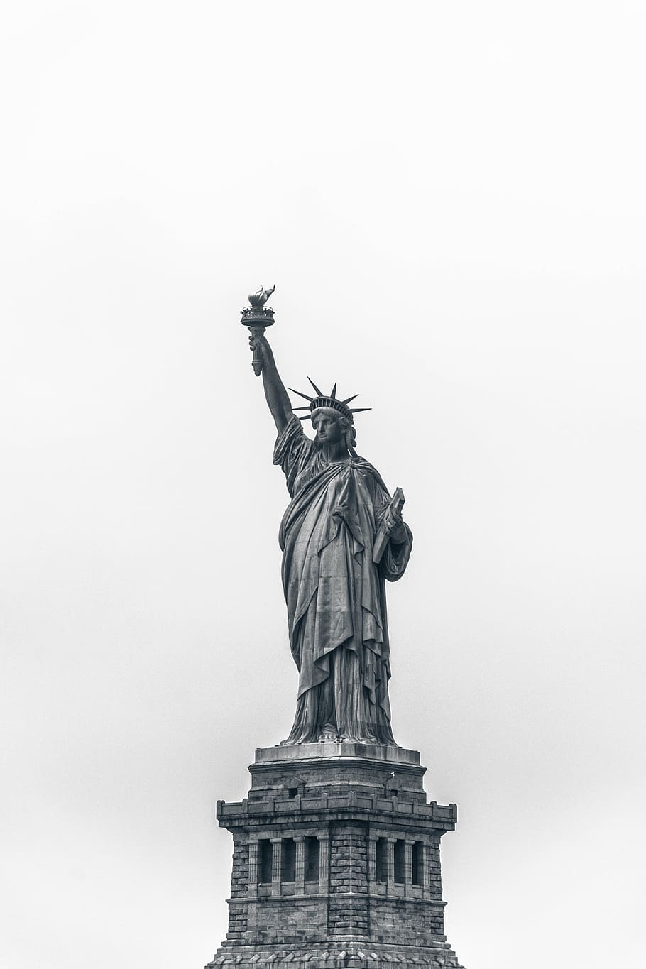 Statue Liberty Under Clear Sunny Sky, america, ancient, architecture HD wallpaper