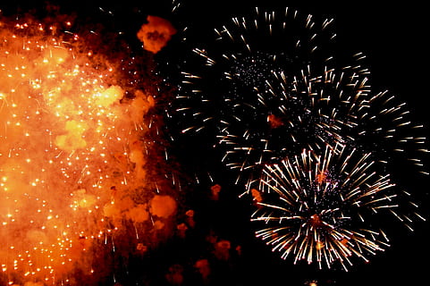 fireworks, light, spray, flecks, smoke, puffs, light burst HD wallpaper