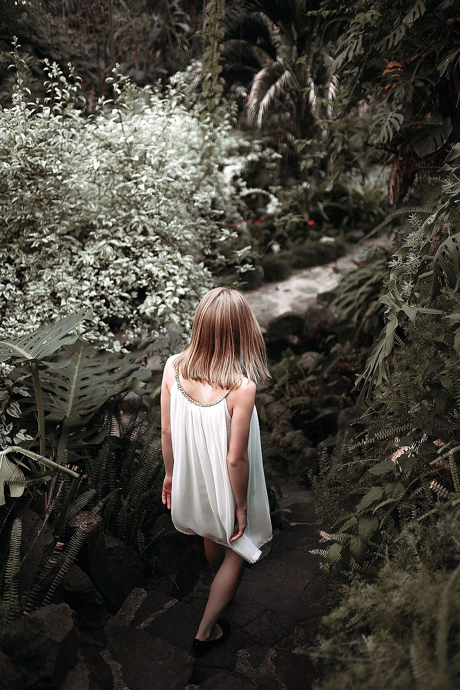 selective color of woman stepping downstairs, woman wearing white spaghetti strap walking down towards river HD wallpaper