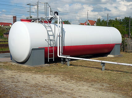 white and red storage tank during day, Tank, Container, Diesel, Fuel HD wallpaper