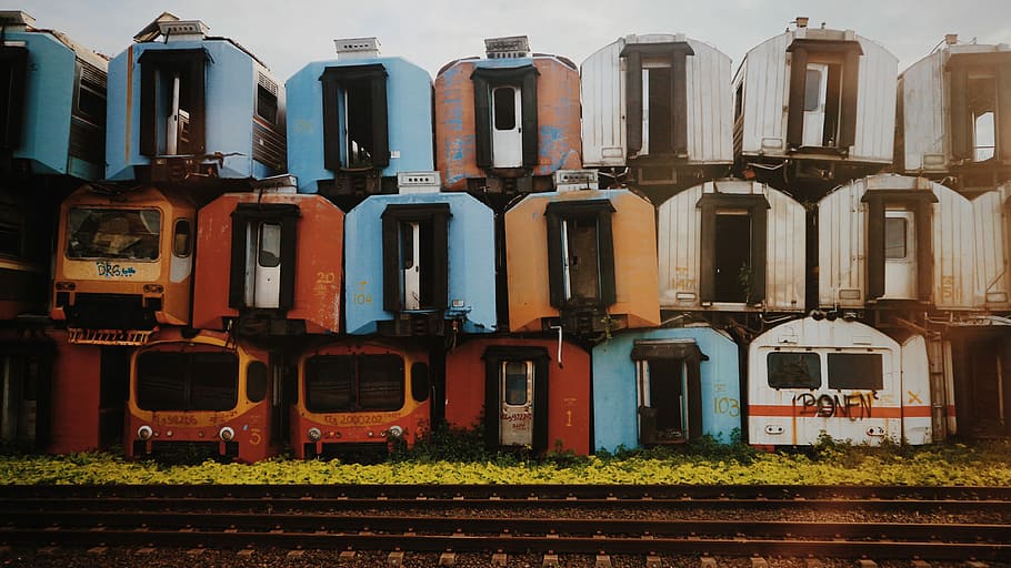 The Old Train Carriage, blue, white, and brown train near rail painting HD wallpaper