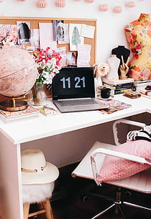 turned-on silver laptop on white wooden table, gray laptop computer on top of desk HD wallpaper