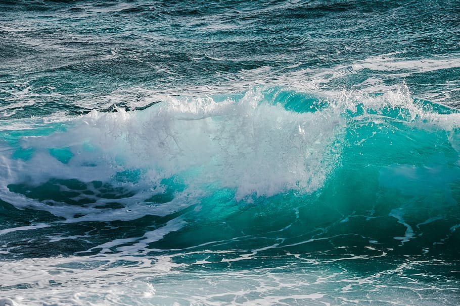 body of water forming wave, surf, sea, foam, spray, splash HD wallpaper