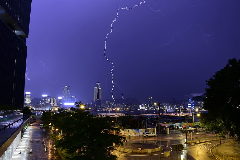 hongkong-night-thunder-weather-landscape-asia.jpg