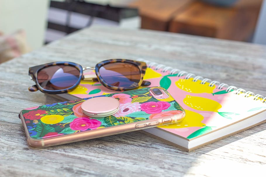 brown sunglasses and pink notebook, creativity, education, paper HD wallpaper
