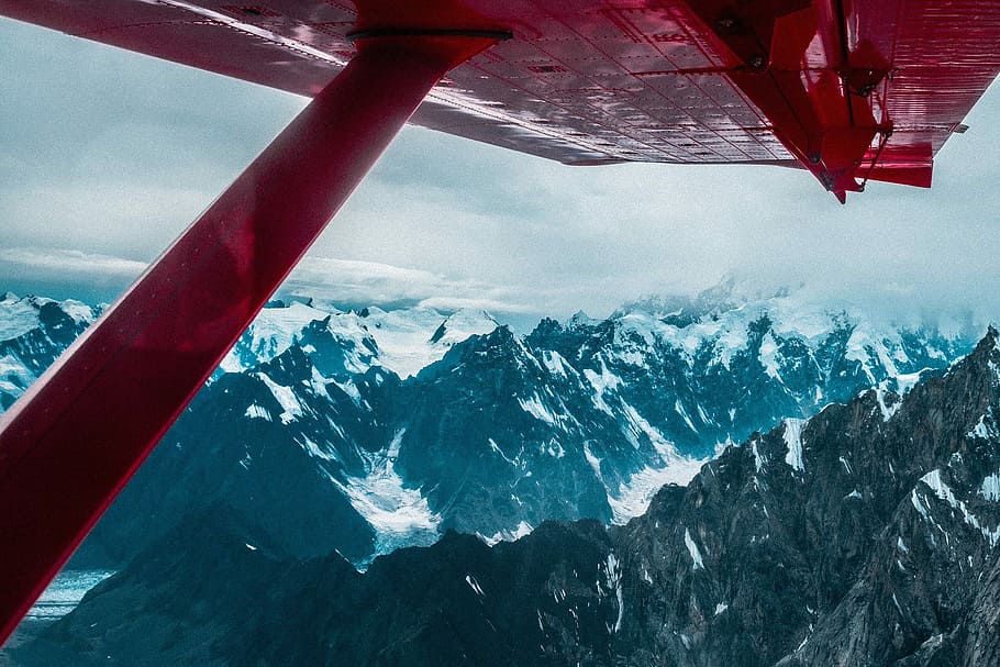 Flight Seeing Denali V3, snow mountains during daytime, cliff HD wallpaper