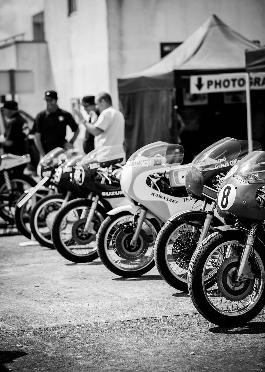 HD wallpaper: motorcycle, vintage, circuit, cafe racer, black And White,  people | Wallpaper Flare