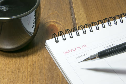white weekly plan note, diary, pen, teacup, writing, calendar HD wallpaper