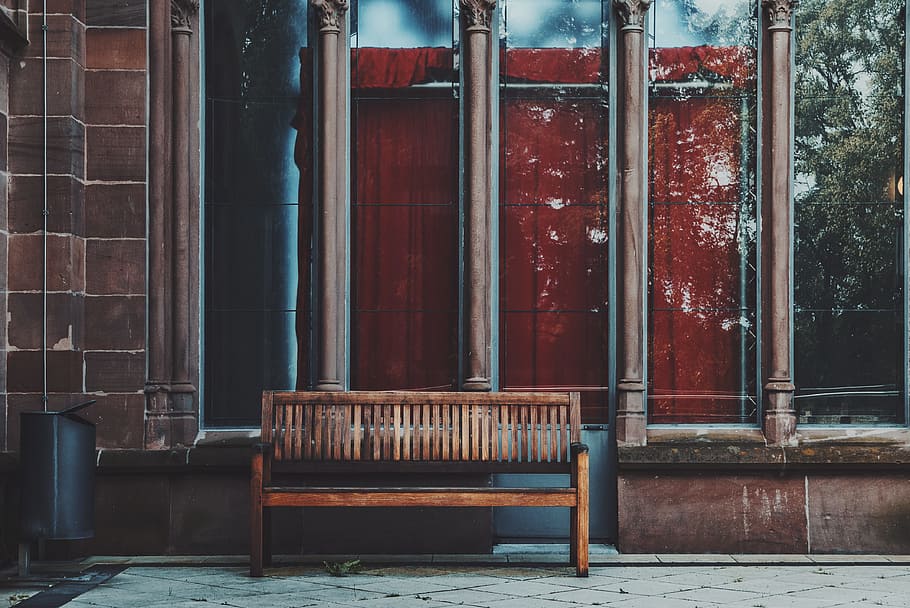 empty brown wooden bench near shop, photo of brown wooden bench near glass window HD wallpaper