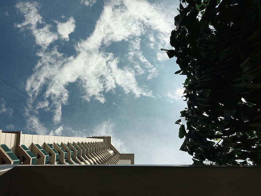 White Concrete Building With Cloudy Sky, apartment, architecture HD wallpaper