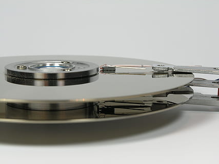 close-up photo of gray turntable, Hard Drive, Technology, Computer HD wallpaper