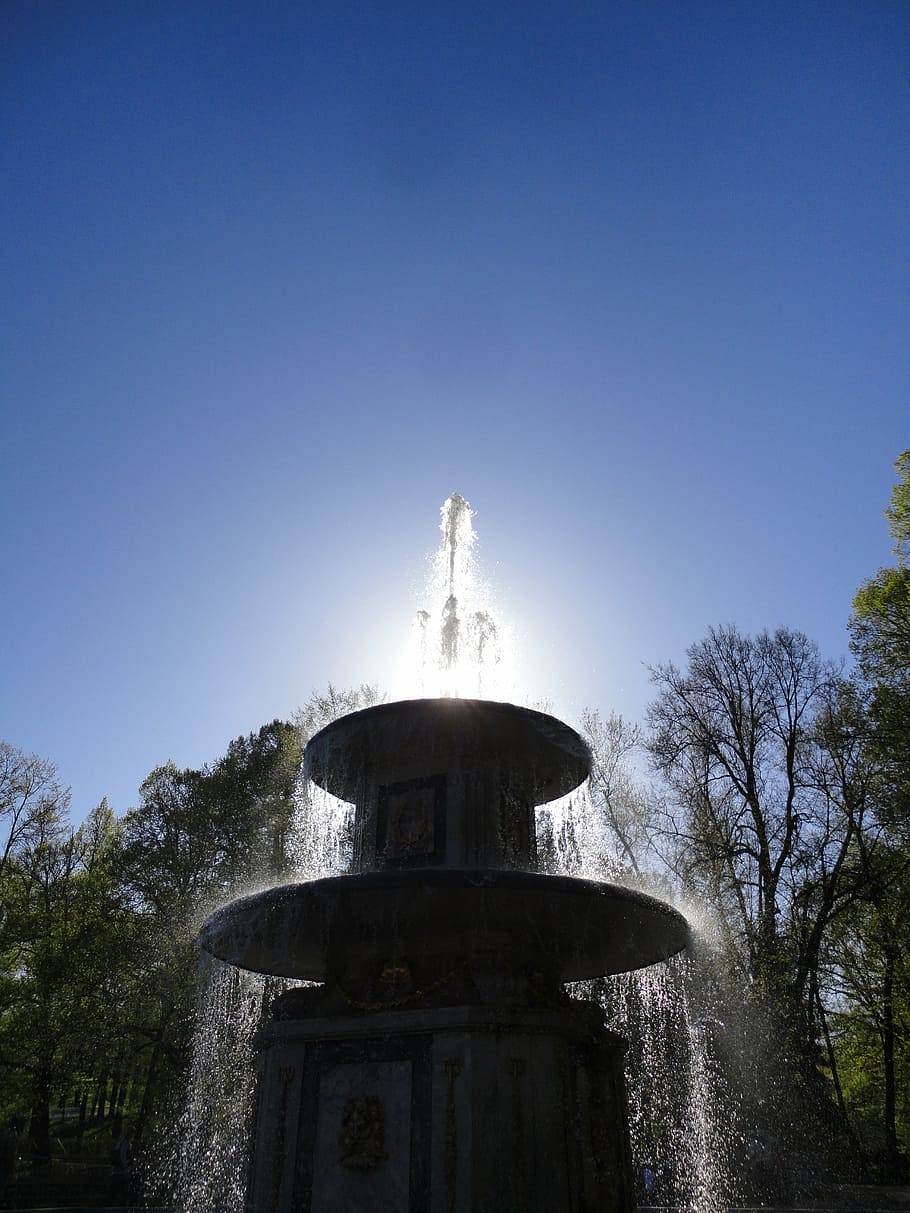 fountain, water, jet, sun, summer, shadow, architecture, tree HD wallpaper
