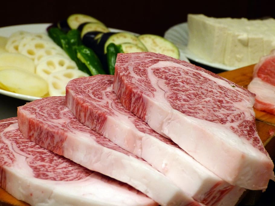 raw meat pile, beef, kobe beef, vegetables, food, japanese, food and drink