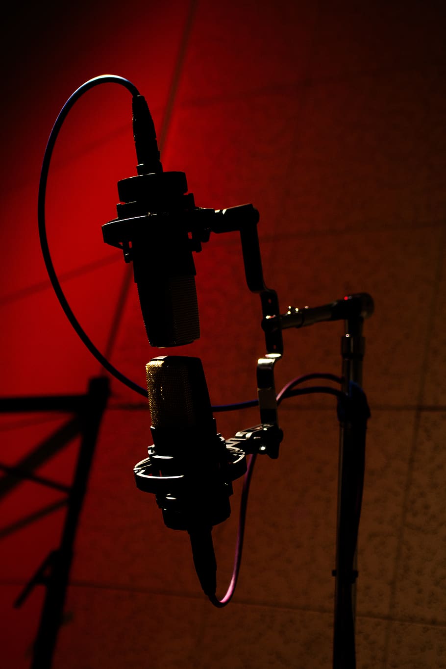 microphone, red, input device, indoors, arts culture and entertainment HD wallpaper
