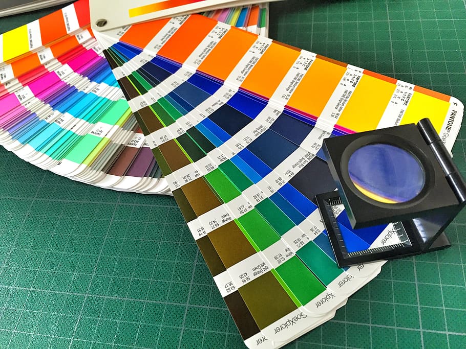 lens on assorted-color strip lot, pantone, design, multi colored, HD wallpaper