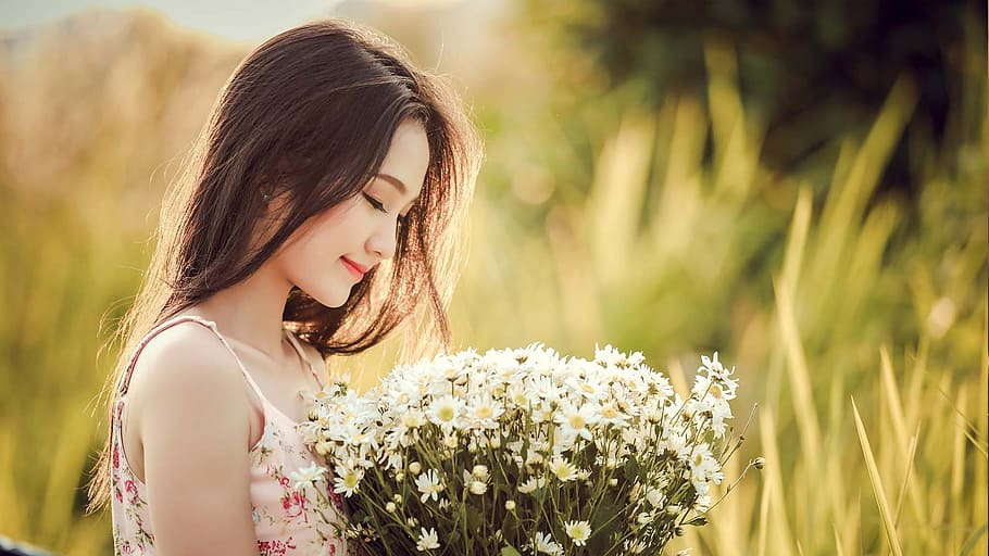 photo of person holding white flowers, asia, beauty, nice picture, HD wallpaper