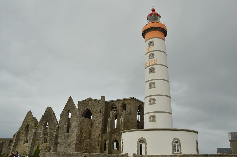 Lighthouse, Ruin, Ship, Boat, shipping, beacon, how to get here HD wallpaper