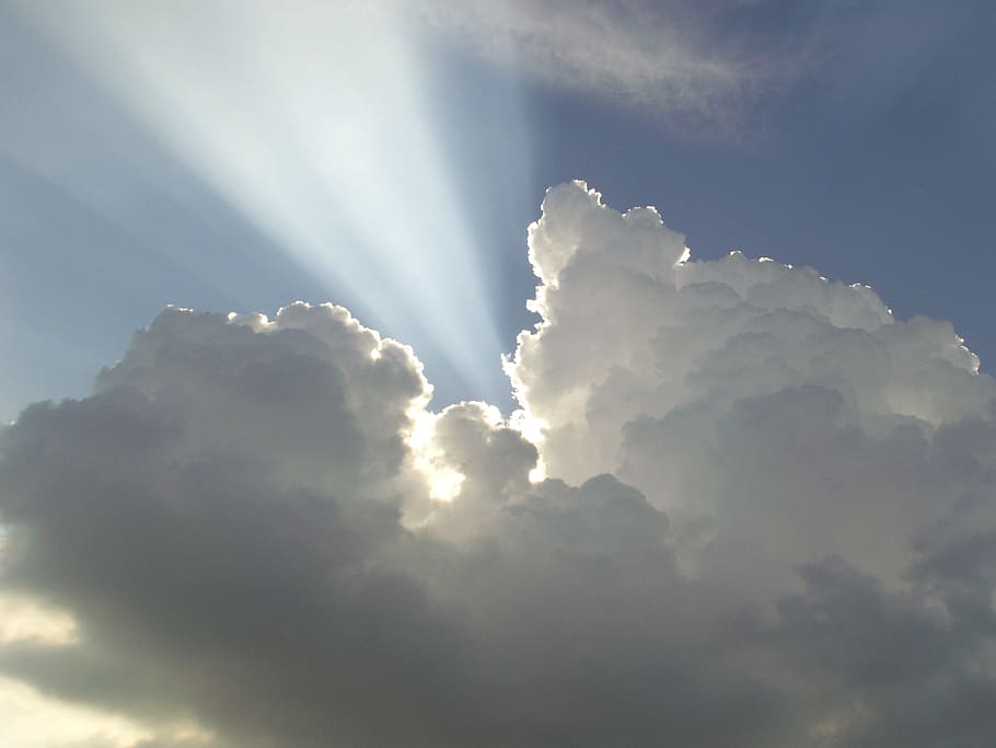 sunlight passing through clouds during day time, sunbeam, sky, HD wallpaper