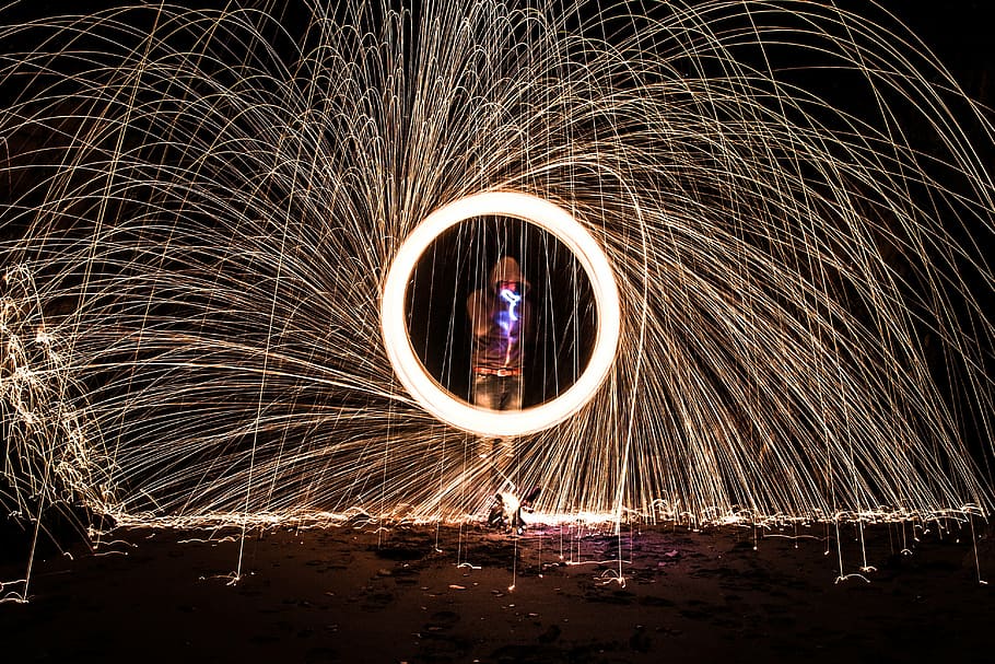 sparks, ring, dark, beach, light, spun, iron, fire, circle HD wallpaper