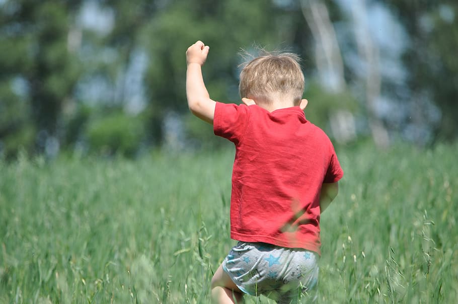 HD wallpaper: boy running on field, village, nature, kid, summer, outdoor | Wallpaper Flare