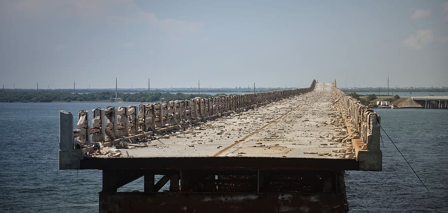 unfinished gray concrete bridge during daytime, destroyed, leave HD wallpaper