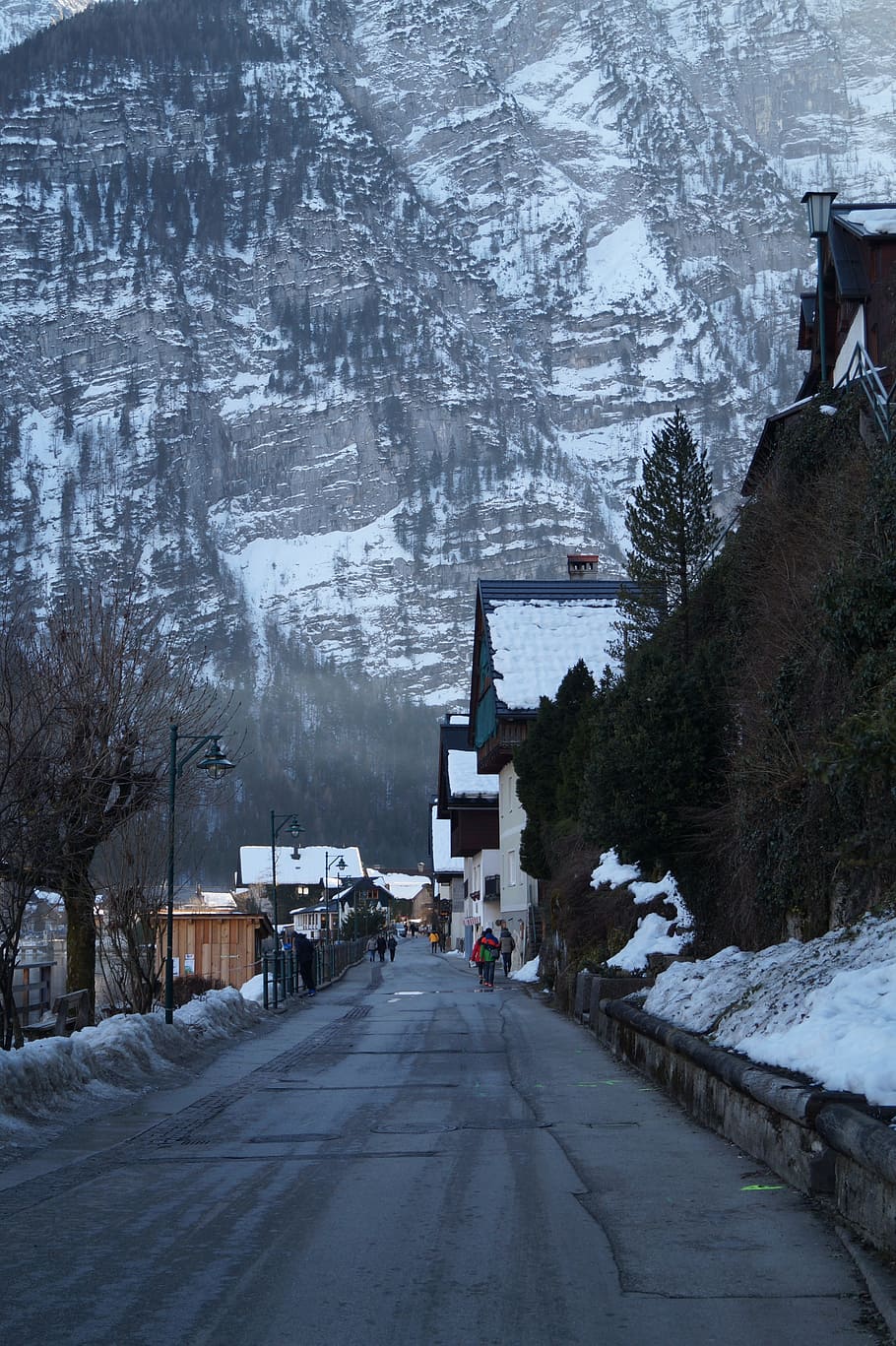austria, hallstatt, snow, road, wood, mountain, riverside, nature HD wallpaper
